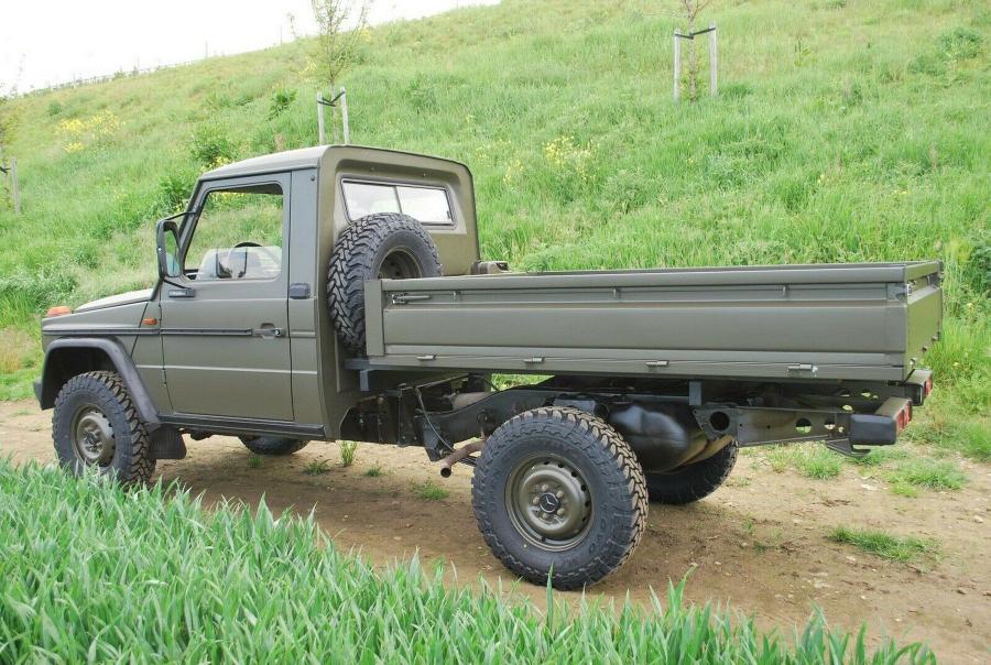 Mercedes-Benz 250 GD Pick-up 1993 года  (фото 21 из 22)